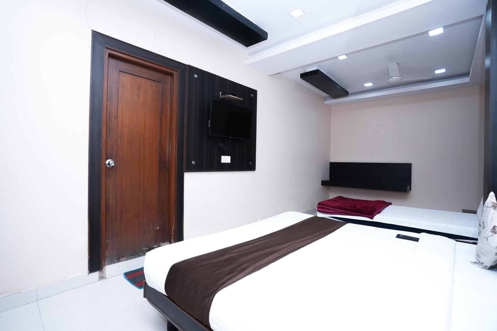Hotel Madurai Near Central Bus Stand, Udaipur Bagian luar foto